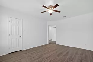 506 S 5th St, Crockett, TX 75835 - Photo 17