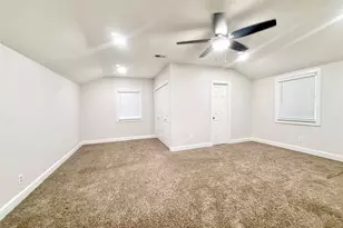 137 Laurel St, Lake Jackson, TX 77566 - Photo 9