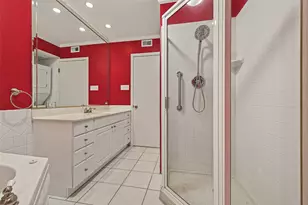 8211 Katy Fwy, Houston, TX 77024 - Photo 25