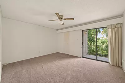 8211 Katy Freeway #19, Houston, TX 77024 - Photo 21
