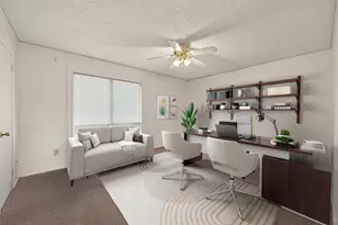 8211 Katy Fwy, Houston, TX 77024 - Photo 17