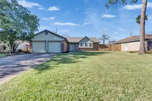 3210 Wavecrest St, League City, TX 77573 - Photo 35