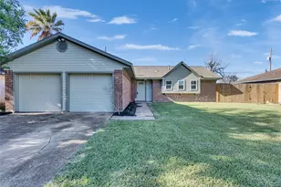 3210 Wavecrest St, League City, TX 77573 - Photo 3