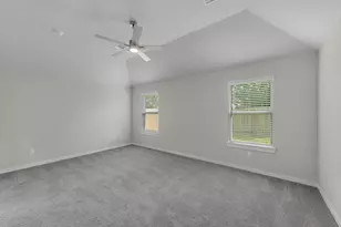 1763 Pecan Woods Ln, Conroe, TX 77301 - Photo 9