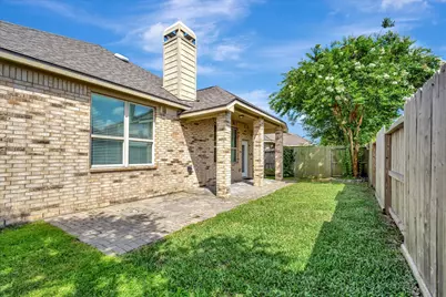 2291 Catalonia Cove, League City, TX 77573 - Photo 3