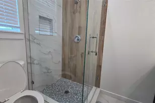 8113 Miley St, Houston, TX 77028 - Photo 13