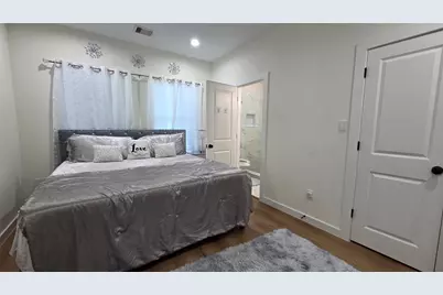 8113 Miley Street #B, Houston, TX 77028 - Photo 11