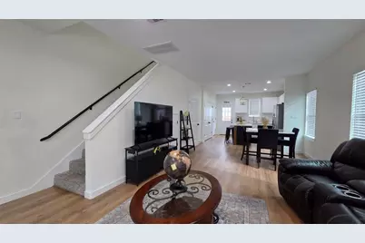 8113 Miley Street #B, Houston, TX 77028 - Photo 5