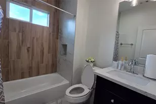 8113 Miley St, Houston, TX 77028 - Photo 15