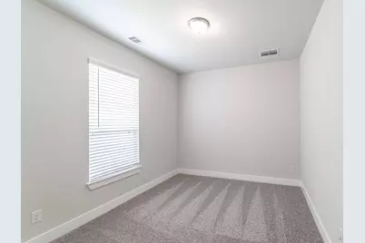 8915 Rose Jade Drive, Iowa Colony, TX 77583 - Photo 17