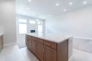 8915 Rose Jade Dr, Iowa Colony, TX 77583 - Photo 9