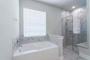 8915 Rose Jade Dr, Iowa Colony, TX 77583 - Photo 13