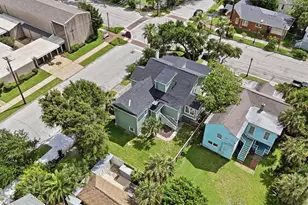 1803 27th St, Galveston, TX 77550 - Photo 37