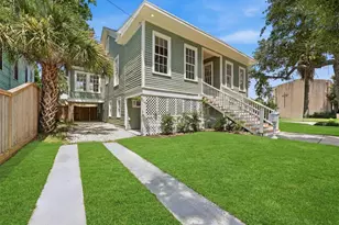 1803 27th St, Galveston, TX 77550 - Photo 3