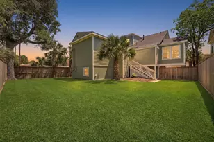 1803 27th St, Galveston, TX 77550 - Photo 35