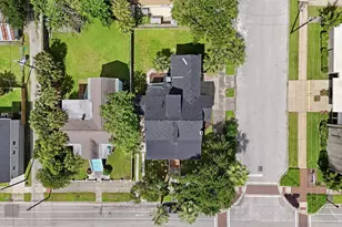1803 27th St, Galveston, TX 77550 - Photo 39