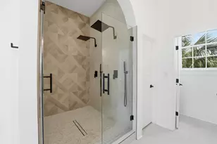 1803 27th St, Galveston, TX 77550 - Photo 15