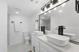 1803 27th St, Galveston, TX 77550 - Photo 23
