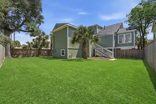 1803 27th St, Galveston, TX 77550 - Photo 35