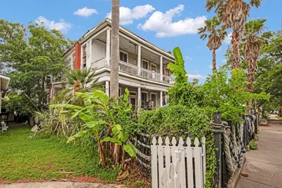 916 Sealy Street, Galveston, TX 77550 - Photo 3
