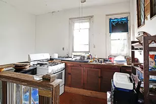 916 Sealy St, Galveston, TX 77550 - Photo 21