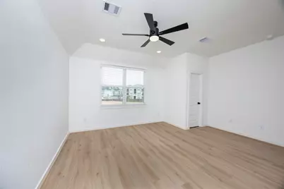 1989 Longmire Villas Court, Conroe, TX 77304 - Photo 21