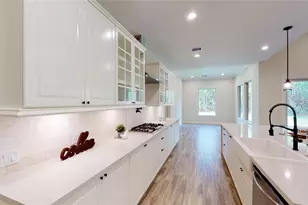 25102 Ashley Trace Ct, Tomball, TX 77375 - Photo 11