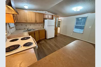 13295 Pecan Tree Drive, Willis, TX 77318 - Photo 9