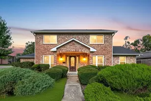 346 Ballantrae Ln, Houston, TX 77015 - Photo 1