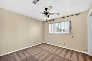 346 Ballantrae Ln, Houston, TX 77015 - Photo 29