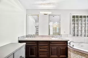 346 Ballantrae Ln, Houston, TX 77015 - Photo 43