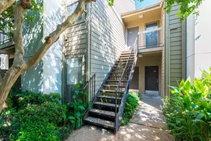 10053 Westpark Dr, Houston, TX 77042 - Photo 3