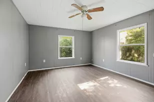 1912 Kansas St, La Marque, TX 77568 - Photo 15