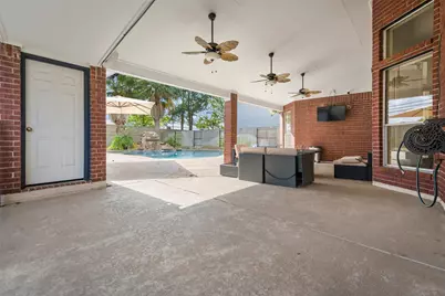 14311 Islandwoods Drive, Houston, TX 77095 - Photo 11