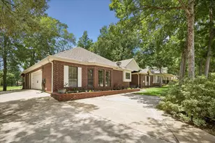 154 Seven Coves Dr, Conroe, TX 77304 - Photo 5