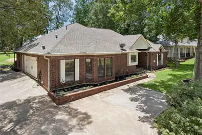 154 Seven Coves Drive, Conroe, TX 77304 - Photo 1