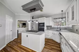 154 Seven Coves Dr, Conroe, TX 77304 - Photo 17