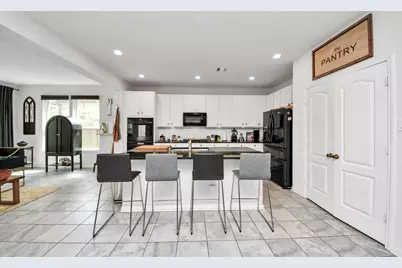 14111 Carlisle Hollow Trail, Pearland, TX 77584 - Photo 13
