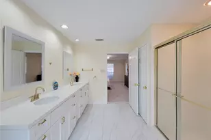 3926 Felicia Dr, Sugar Land, TX 77479 - Photo 25