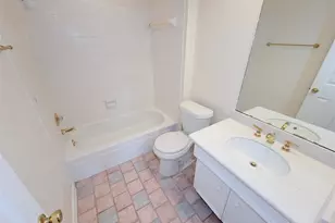 3926 Felicia Dr, Sugar Land, TX 77479 - Photo 33