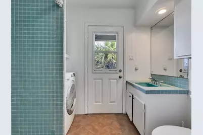 4907 Jolly Roger Road, Jamaica Beach, TX 77554 - Photo 33