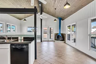 4907 Jolly Roger Rd, Jamaica Beach, TX 77554 - Photo 25