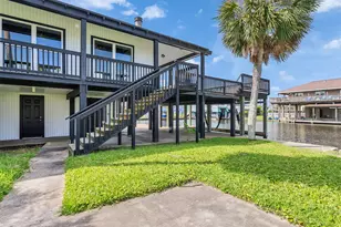 4907 Jolly Roger Rd, Jamaica Beach, TX 77554 - Photo 7