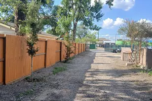 2845 Washington Dr, Houston, TX 77038 - Photo 15