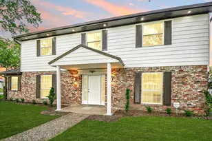 14406 Burgoyne Rd, Houston, TX 77077 - Photo 3