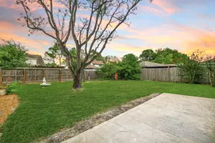 14406 Burgoyne Rd, Houston, TX 77077 - Photo 47