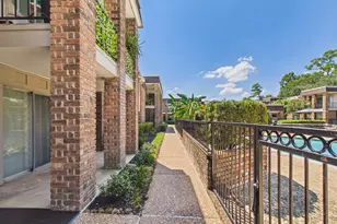 7555 Katy Fwy, Houston, TX 77024 - Photo 15