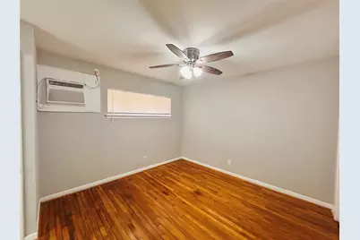 8803 Timberside #13, Houston, TX 77025 - Photo 7