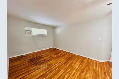 8803 Timberside #13, Houston, TX 77025 - Photo 5