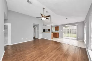 2714 Blue Mist Dr, Sugar Land, TX 77498 - Photo 7